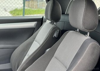 Opel Tigra 1.8i 16v ROADSTER CABRIO benzín manuál 92 kw - 8