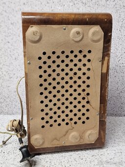 Starožitné drevené radio / Eumig EUMIGETTE ,,W' - 8