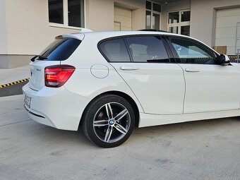 BMW 116d SPORT - 8