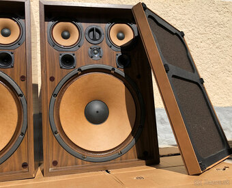 Predam japonske repro Kenwood KL 777 - 8