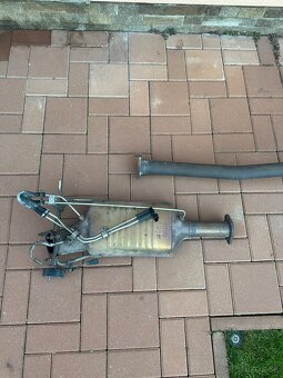 Komplet výfuk+dpf+ katalizator na Volvo D5 - 8