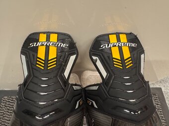 BRUSLE BAUER SUPREME M3, vel. 43/8 D - 8