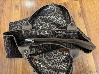 Dámska kožená kabelka - 8