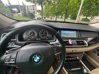 BMW 5gt - 8
