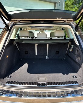 Volkswagen Touareg 3.0TDI 193kw AT/8 - 8