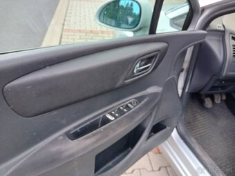 CITROEN C4 - 8