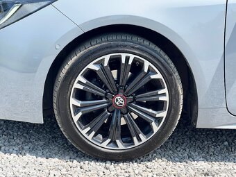 Toyota Corolla Combi Corrola 1,8 hybrid GR SPORT v záruke - 8