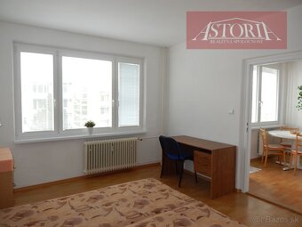 3-izbový tehlový byt - Martin - centrum - kompletná rekonštr - 8