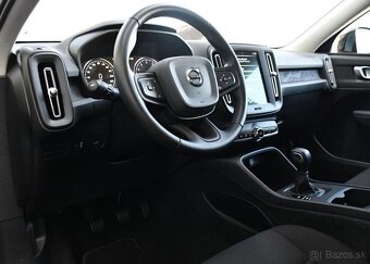 Volvo XC40 T3 PO SERVISE TAŽNÉ MANUÁL 120 kw - 8