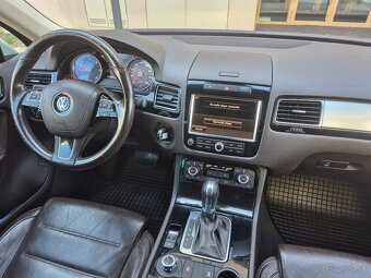 Volkswagen Touareg II 3.0 TDI V6 - 8