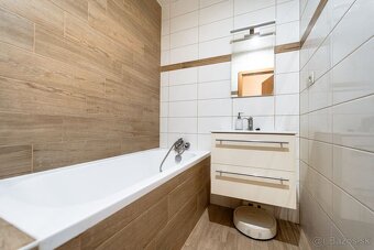 Predaj 1,5-izbového bytu s dvoma lodžiami na Ždiarskej ulici - 8