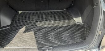 Predám KIU Sorento 4x4 - 8