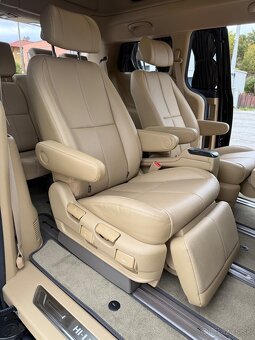 Kia Carnival 2,2D 7 miestna, luxusná, 147 kW, len 9 500 km - 8