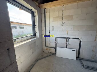 Rodinný dom Valča, novostavba v štádiu holodomu - 8