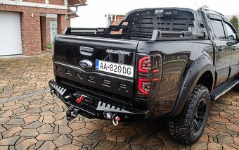 Ford Ranger 3.2 TDCi DoubleCab 4x4 WildTrak A6 - 8