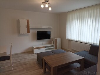 Prenájom – zariadený 3 izbový byt, Ulica Rybníky, Žilina - 8