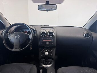 Nissan Qashqai 1.6i Visia 4x2 - 8