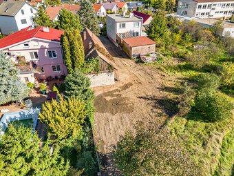 ŠPORTOVÁ ul. - STAVEBNÝ POZEMOK V POKOJNEJ ČASTI OBCE - 8