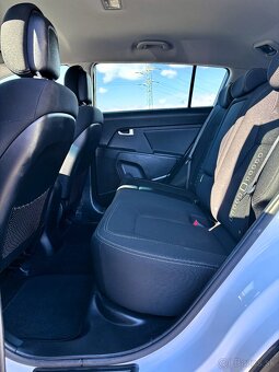 Kia Sportage 1.7 CRDi 2WD Silver - 8