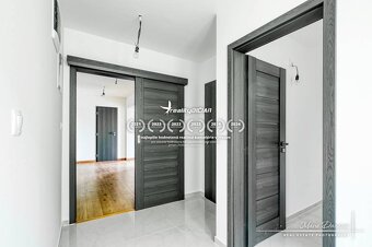 3-izbový moderne zrekonštruovaný rodinný dom v obci Jaslovsk - 8