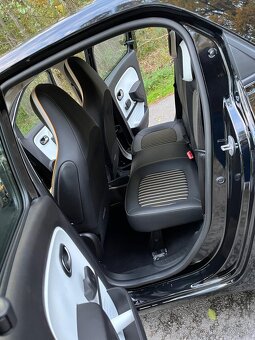 Renault Twingo 0.9i - Smart r. 2019 - 8