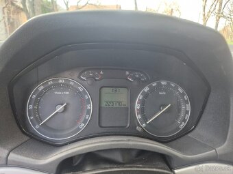 Skoda octavia 1.9 TDI 77kw 2005 sedan - 8