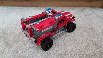 Lego technic - 42075 – First Responder - 8