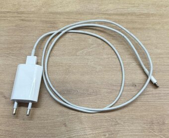 iPhone SE 2020 64GB - 8