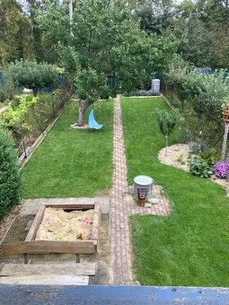 Chatka priamo pri Váhu - 8