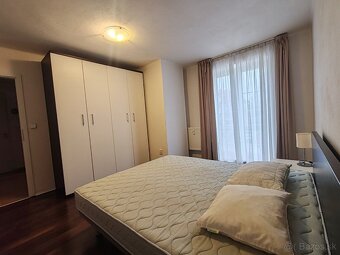 2-izbový byt v centre + parkovanie - 8