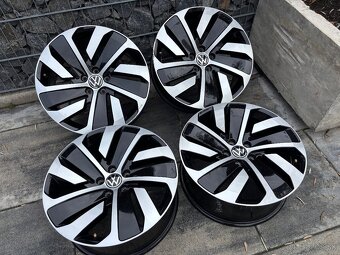 ✅ 5x112 r19 Montevideo arteon Passat b8 - 8