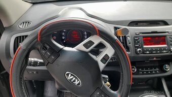 Kia Sportage kombi 1.6 GDI 99kW benzín - 8