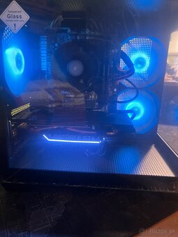 Herny pc : ryzen 5 3600x , 16gb ram , gtx 1660s , 500gb ssd - 8