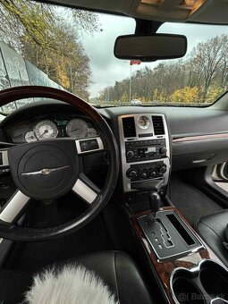 Chrysler 300c 3.0crd - 8