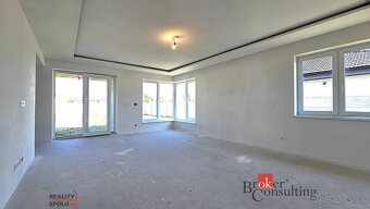PREDAJ: 5 izbový bungalov, novostavba - 8