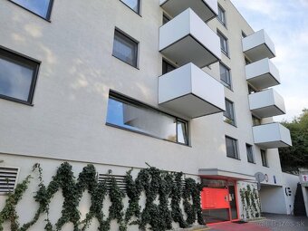 I am selling a new 2-bedroom flat on Vlárská Street. - 8