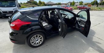 FORD FOCUS 1.6 TDCi DPF 115k Titanium - 8