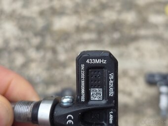 TPMS originálny snímač tlaku v pneumatike - 8
