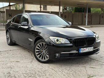 BMW rad 7 730 d F01 - 8