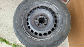 Zimné pneumatiky na plecháčoch - 185/65 R15, disk 5x112 - 8