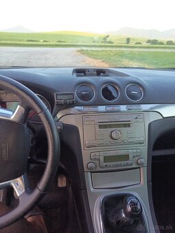 Ford Smax 1.8 tdci 92 kw 6 stup. - 8