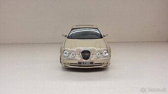 1:18 JAGUAR S-TYPE - 8