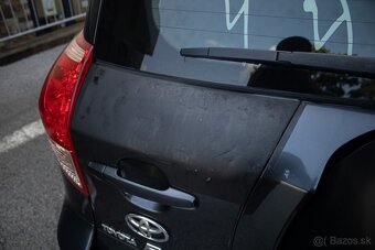 Toyota RAV4 2.2 D-4D 135 Sol - 8