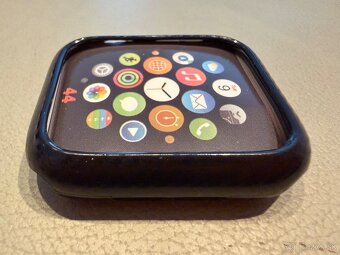 Apple Watch Series 5 - 44mm - 8