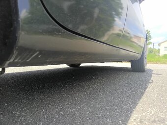 Alfa Romeo 147 1.9JTD - 8