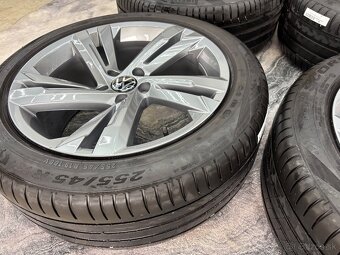 ✅ 5x112 r19 Tiguan Rline Valencia nádherne - 8