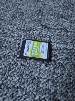 Canon eos 200d - 8