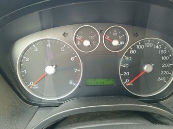 Ford FOCUS C-MAX - 8