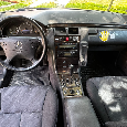 Predám Mercedes Benz E200 - 8