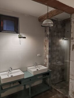 Predám výnimočný dom na výbornej adrese centra mesta Komárno - 8